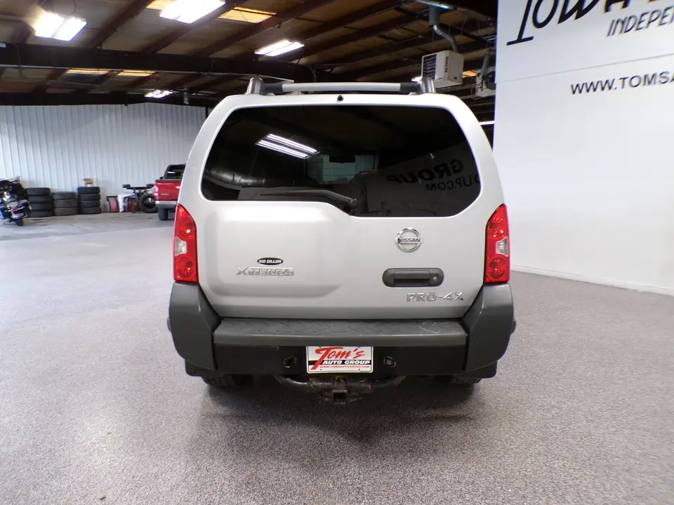 2012 Nissan Xterra PRO-4X 4WD Auto photo 4