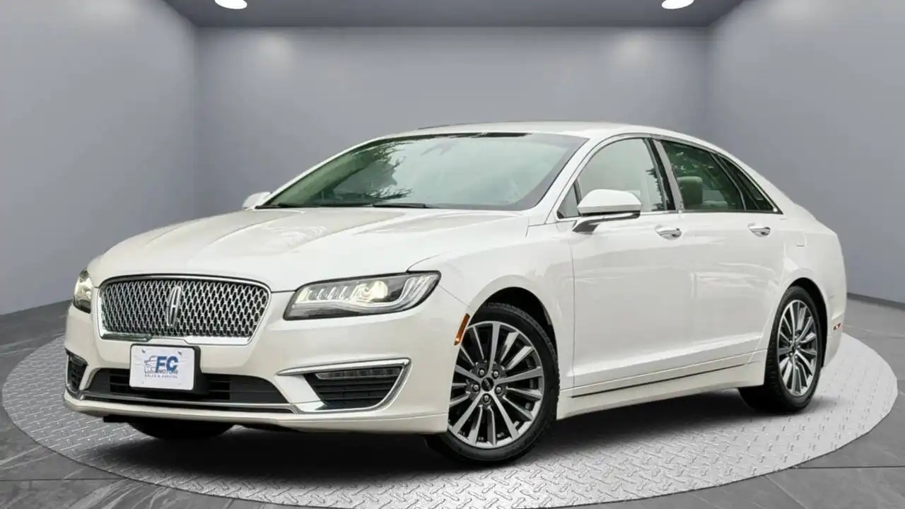 2020 Lincoln MKZ Base/Premiere AWD's photo