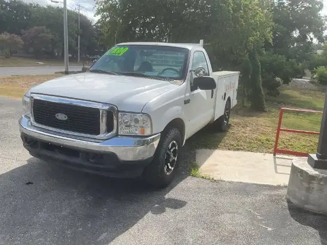 2003 Ford F-250 XL Regular Cab's photo