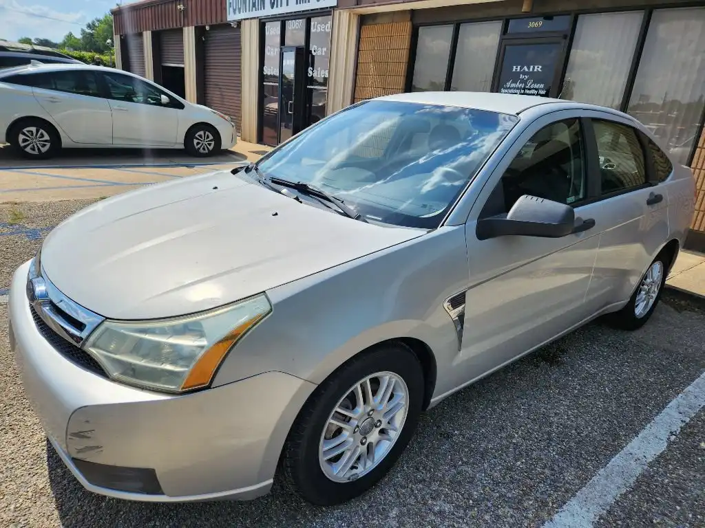 2008 Ford Focus SE's photo
