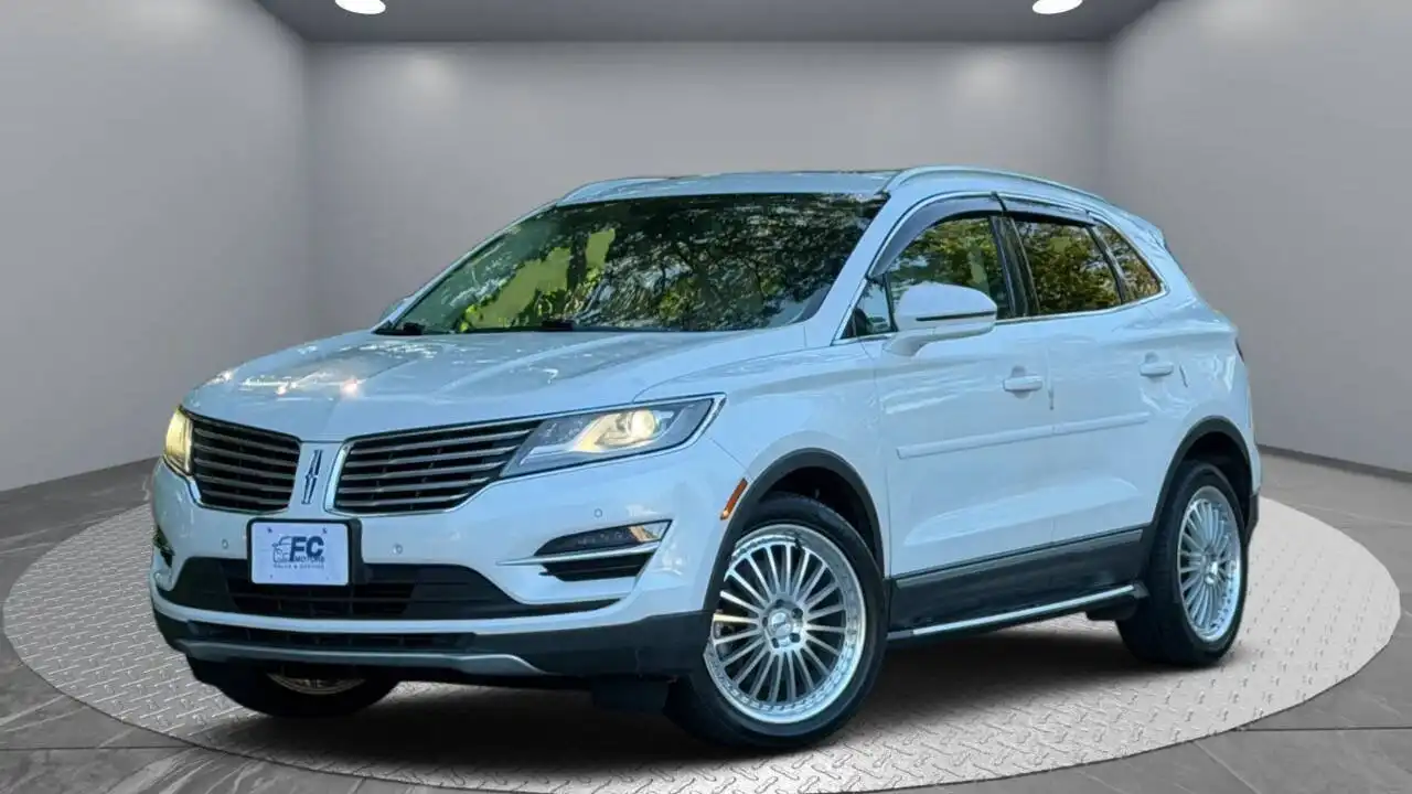 2016 Lincoln MKC Reserve AWD's photo
