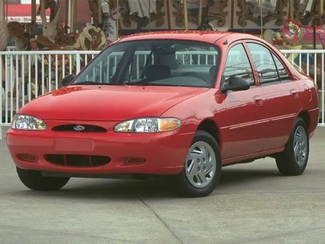 2002 Ford Escort's photo