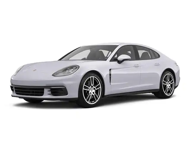 2018 Porsche Panamera Base's photo