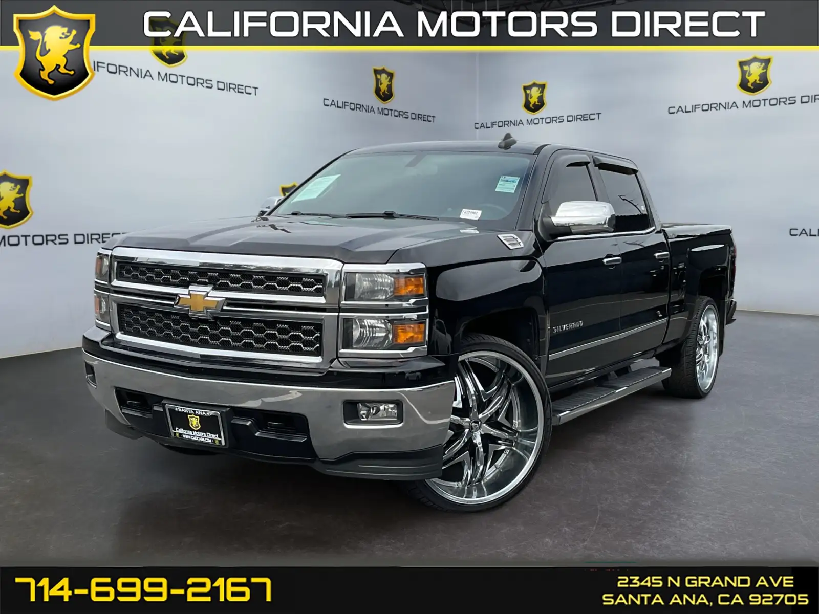 2015 Chevrolet Silverado 1500 LT Crew Cab Short Box photo 1