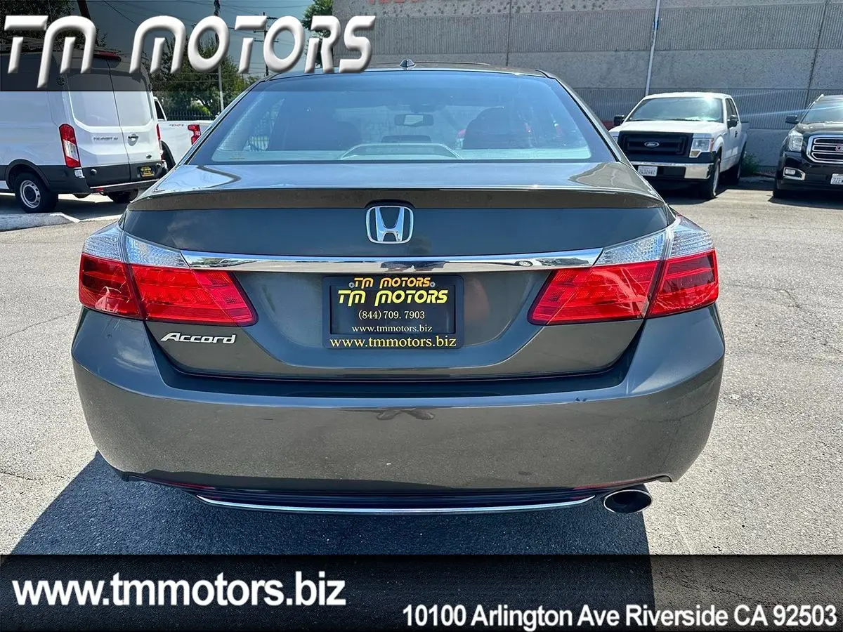 2013 Honda Accord EX-L Auto photo 5