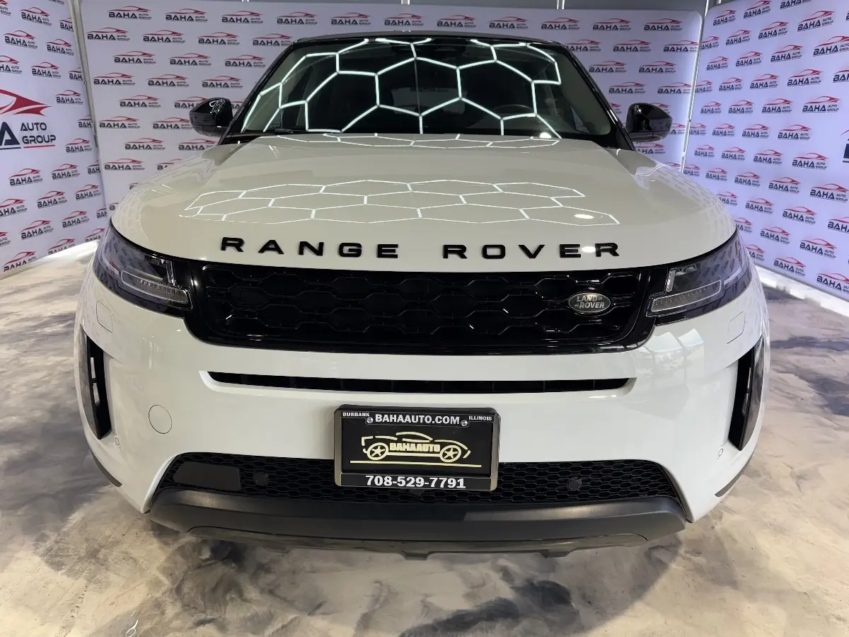2023 Land Rover Range Rover Evoque S photo 3