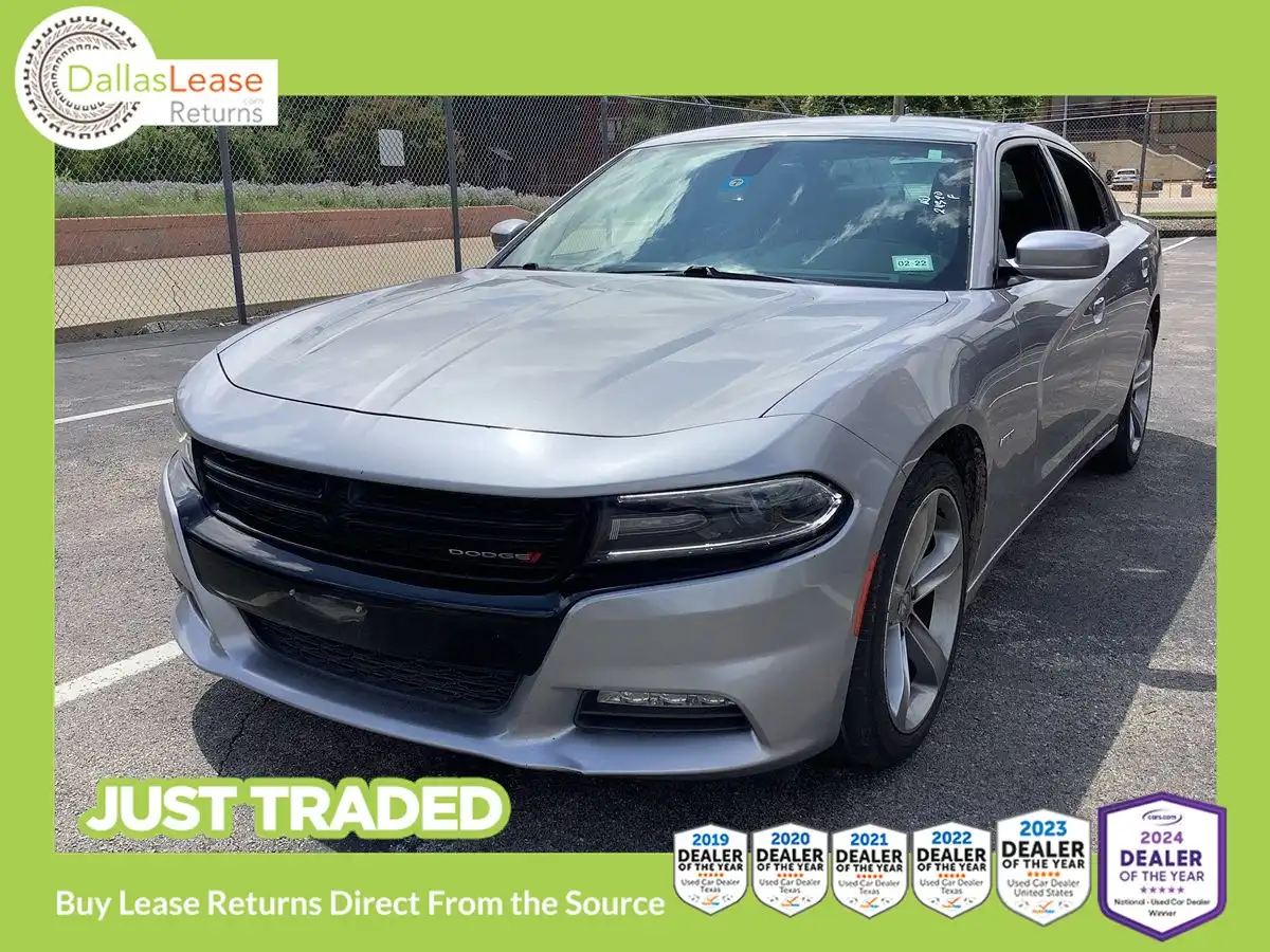 2015 Dodge Charger R/T's photo