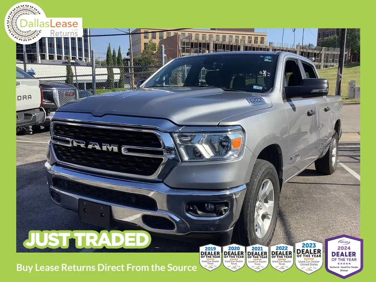 2023 RAM 1500 Big Horn/Lone Star 4x4 Crew Cab 5'7's photo
