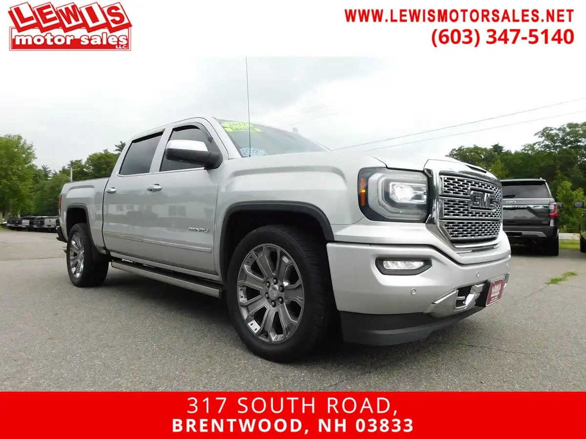 2017 GMC Sierra 4WD Crew Cab Short Box's photo