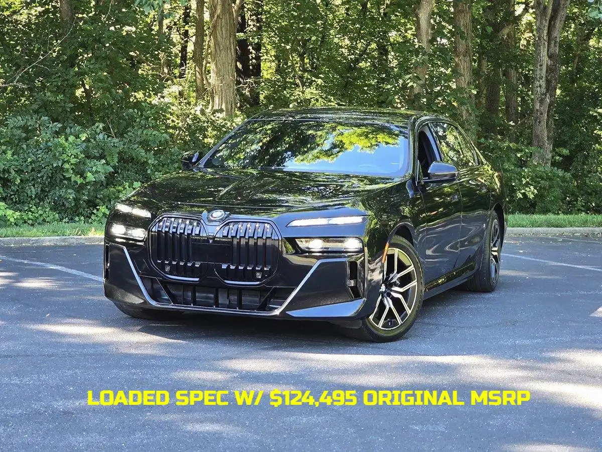 2024 BMW i7 eDrive50's photo