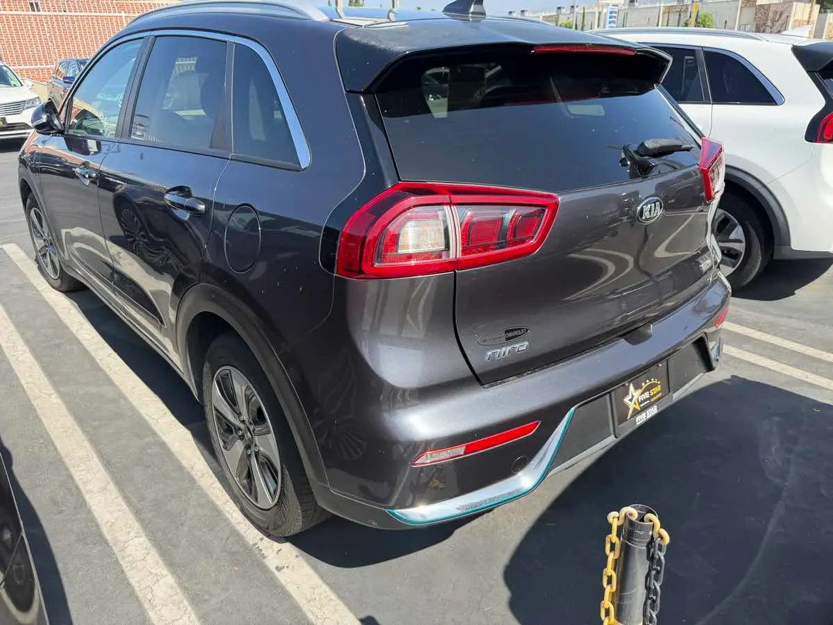 2019 Kia Niro EX PHEV photo 4