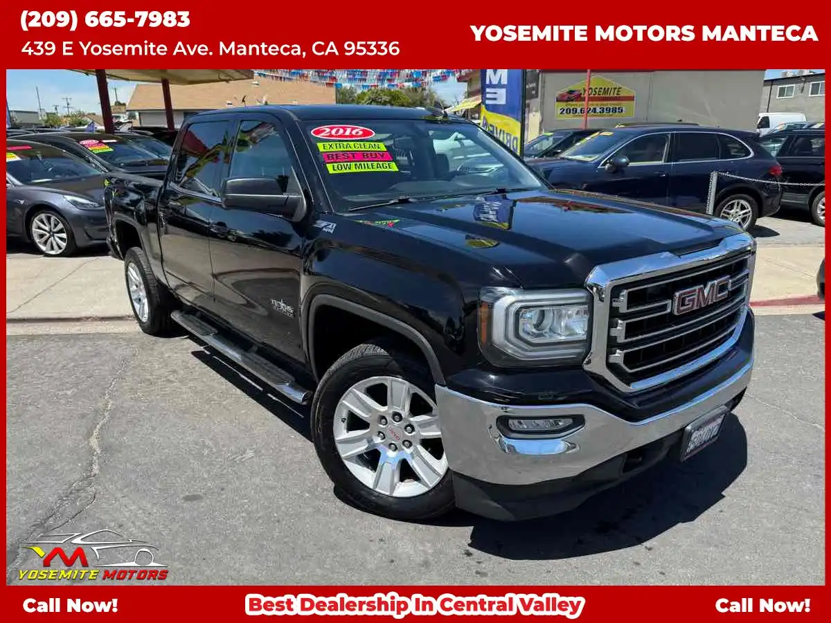 2016 GMC Sierra 4WD Crew Cab Short Box SLE's photo
