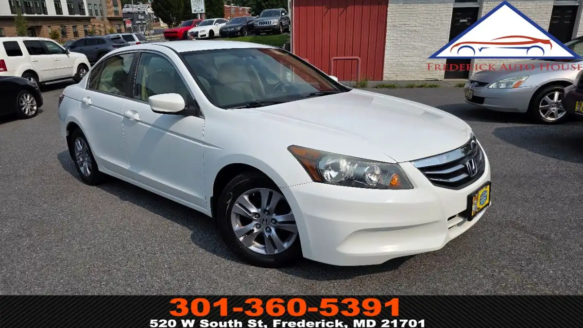 2012 Honda Accord LX-P Auto's photo