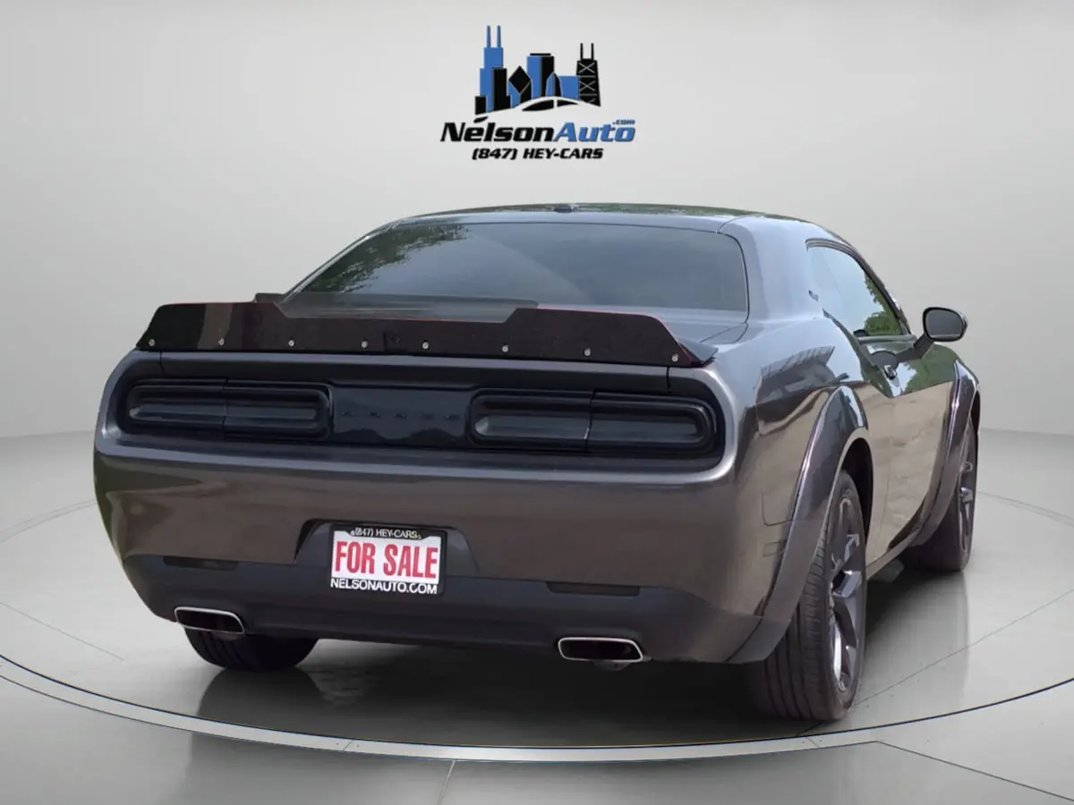 2023 Dodge Challenger SXT Auto photo 5