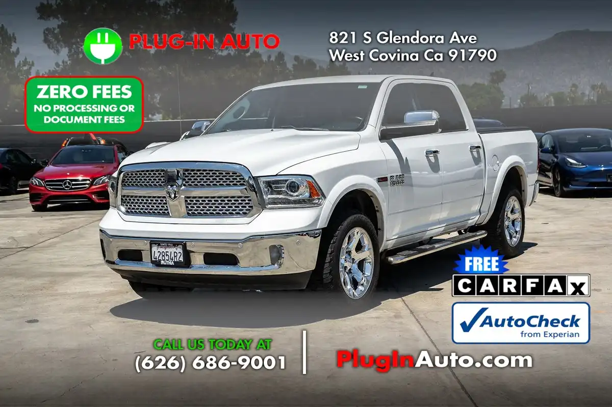 2018 RAM 1500 Laramie 4x4 Crew Cab 5'7's photo