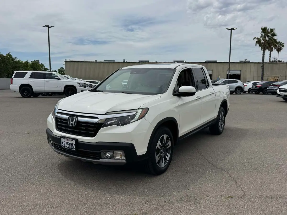 2018 Honda Ridgeline RTL-E AWD photo 5