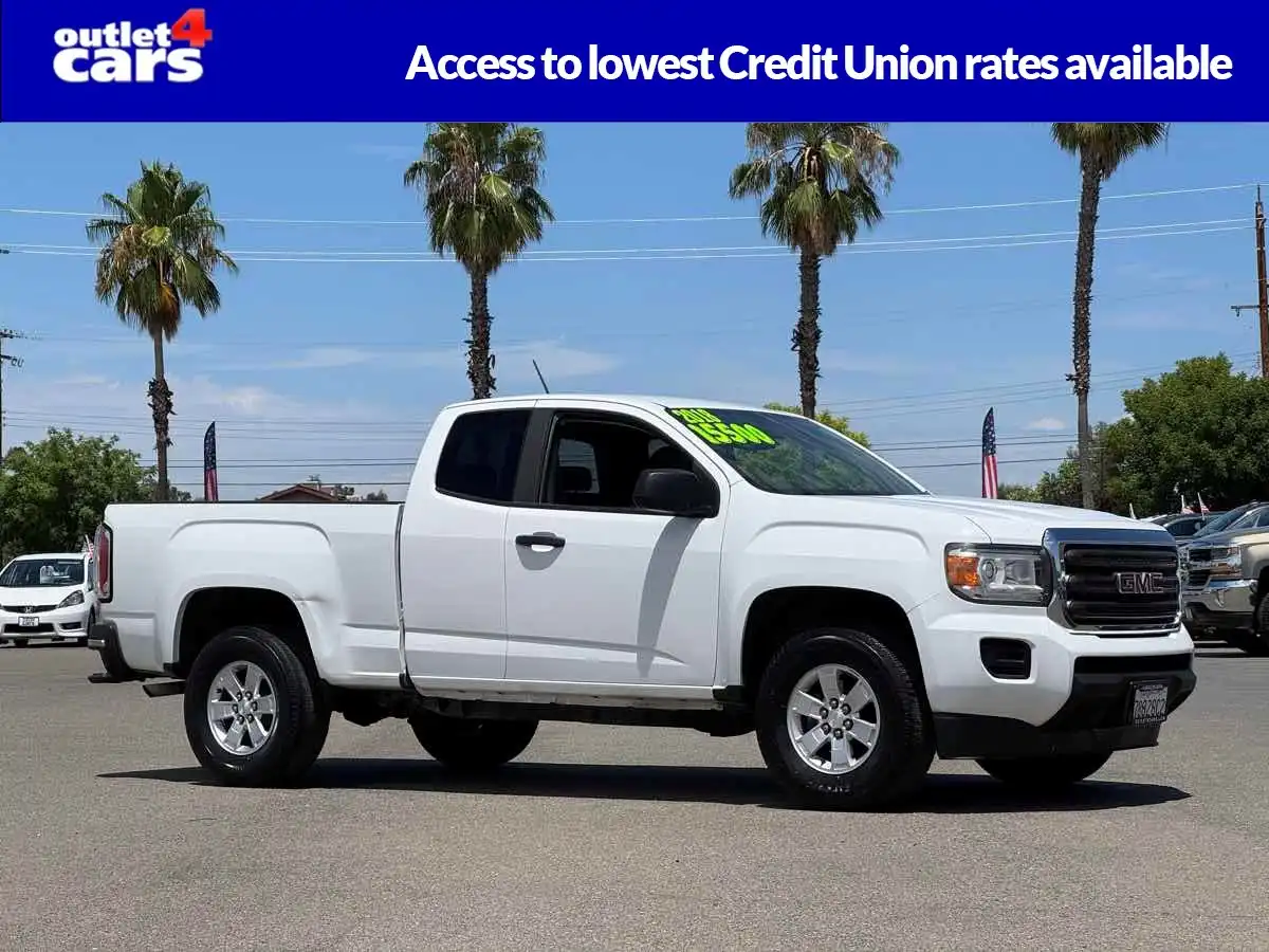 2018 GMC Canyon 2WD Base Extended Cab's photo