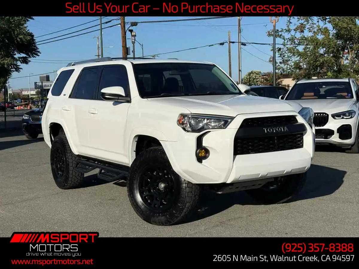 2018 Toyota 4Runner SR5 4WD V6's photo