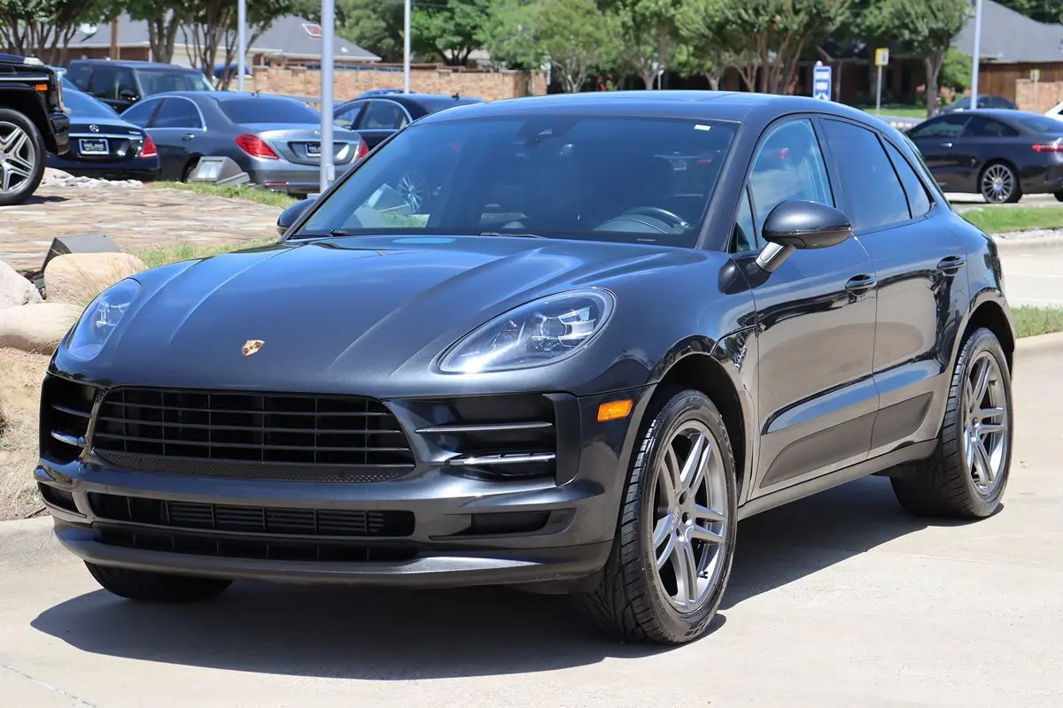 2021 Porsche Macan Base photo 4