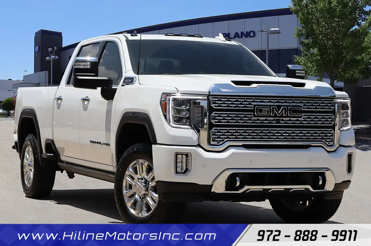 2022 GMC Sierra 4WD Crew Cab Standard Box Denali's photo
