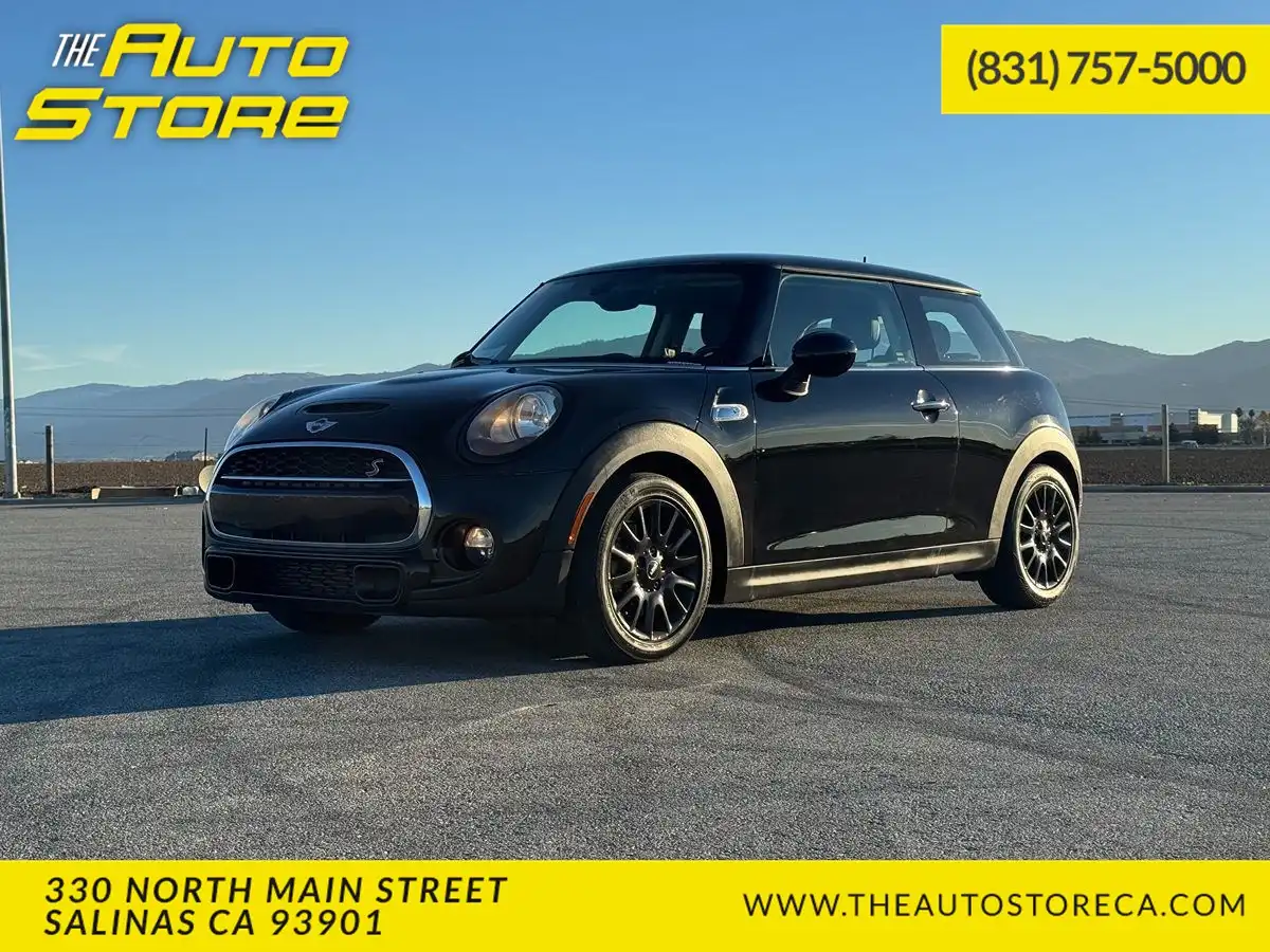 2017 MINI Cooper S's photo