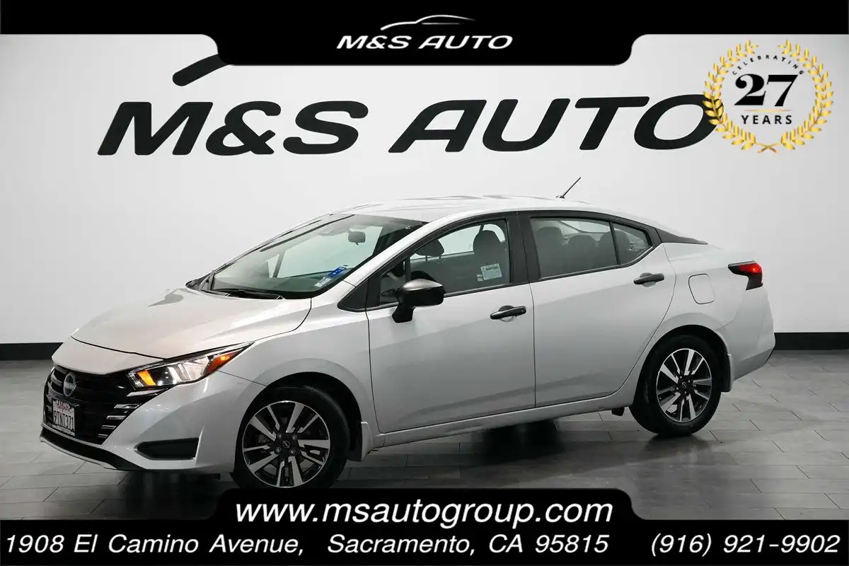 2024 Nissan Versa 1.6 S CVT's photo