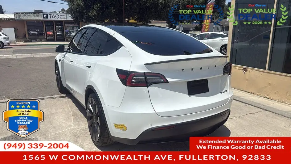 2021 Tesla Model Y Performance Dual Motor All-Wheel Drive photo 5