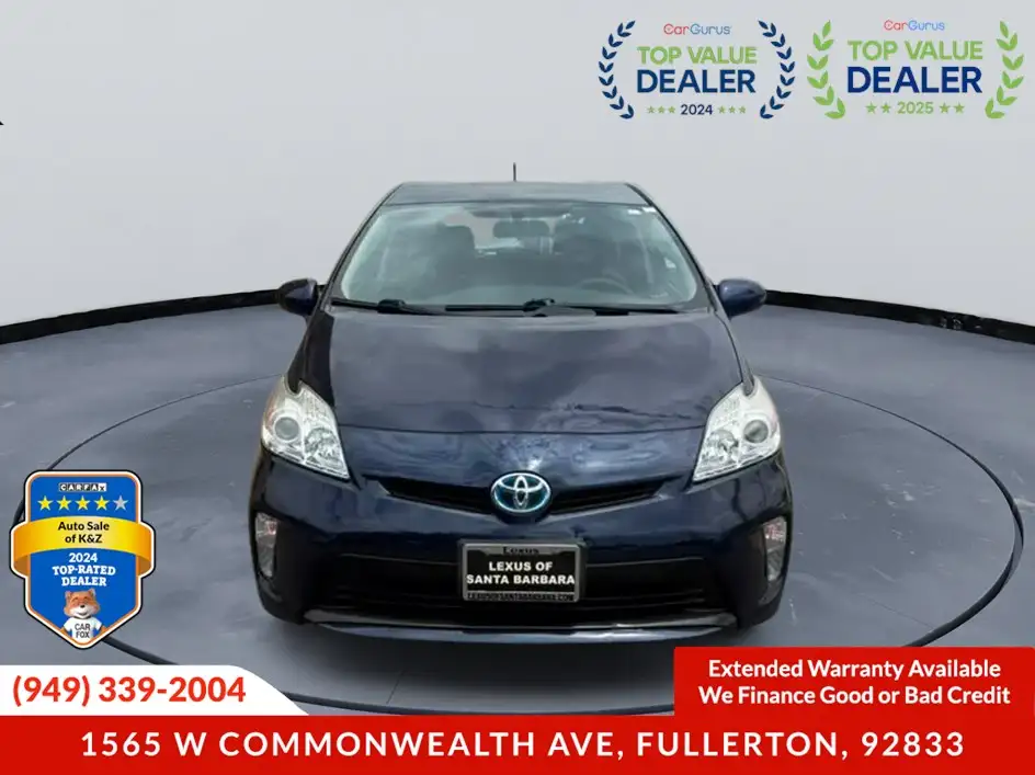 2015 Toyota Prius Three's photo