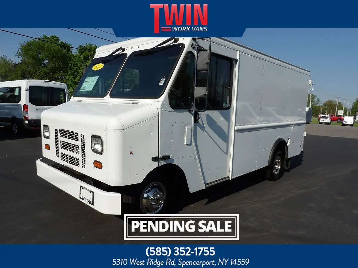 2016 Ford E-Series 2016-Ford-E-350-Step-Van photo 3