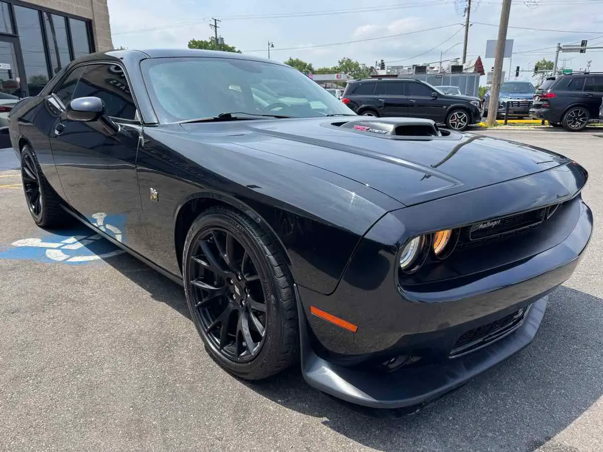2018 Dodge Challenger 392 Scat Pack Shaker photo 3