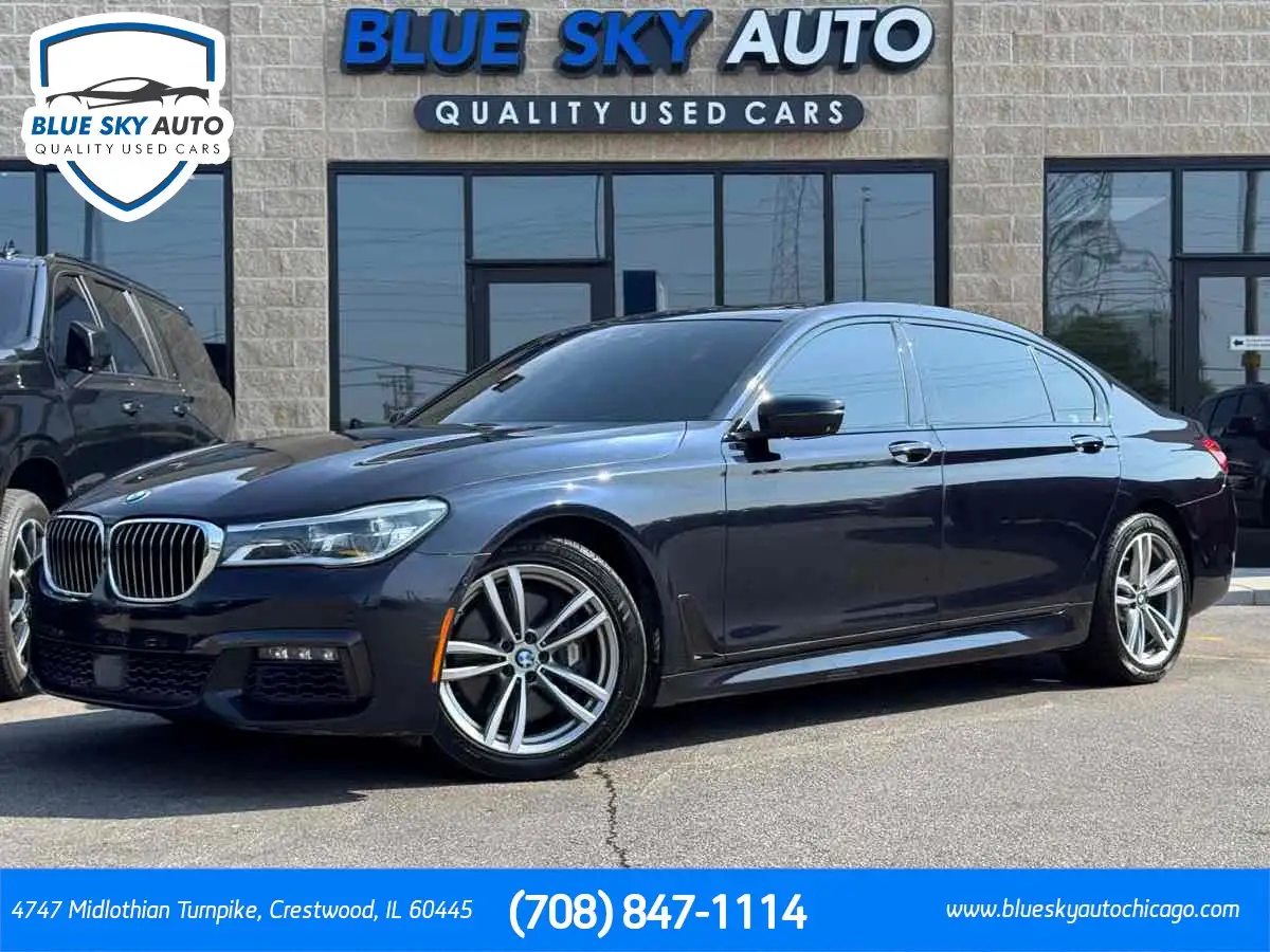 2016 BMW 7 Series 750i xDrive's photo