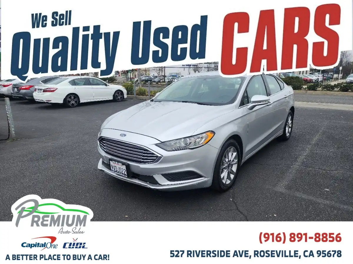 2017 Ford Fusion SE FWD's photo