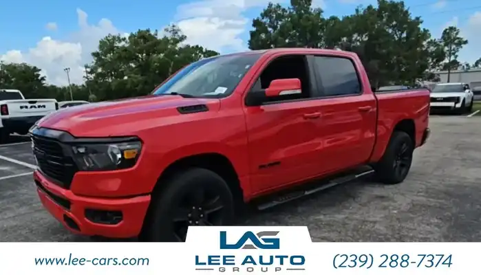 2020 RAM 1500 Big Horn/Lone Star 4x4 Crew Cab 5'7's photo