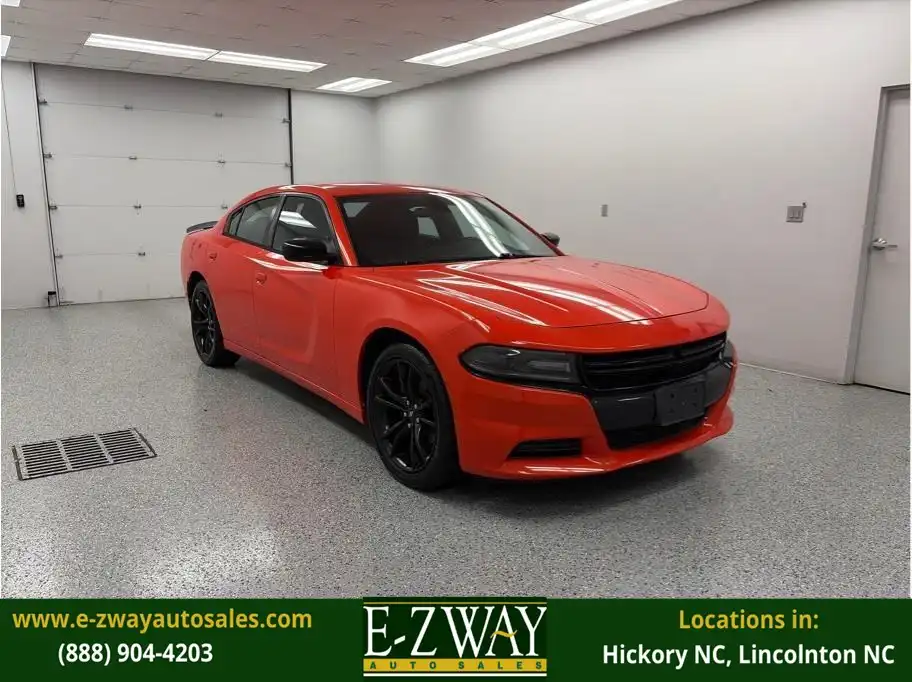2018 Dodge Charger SXT's photo