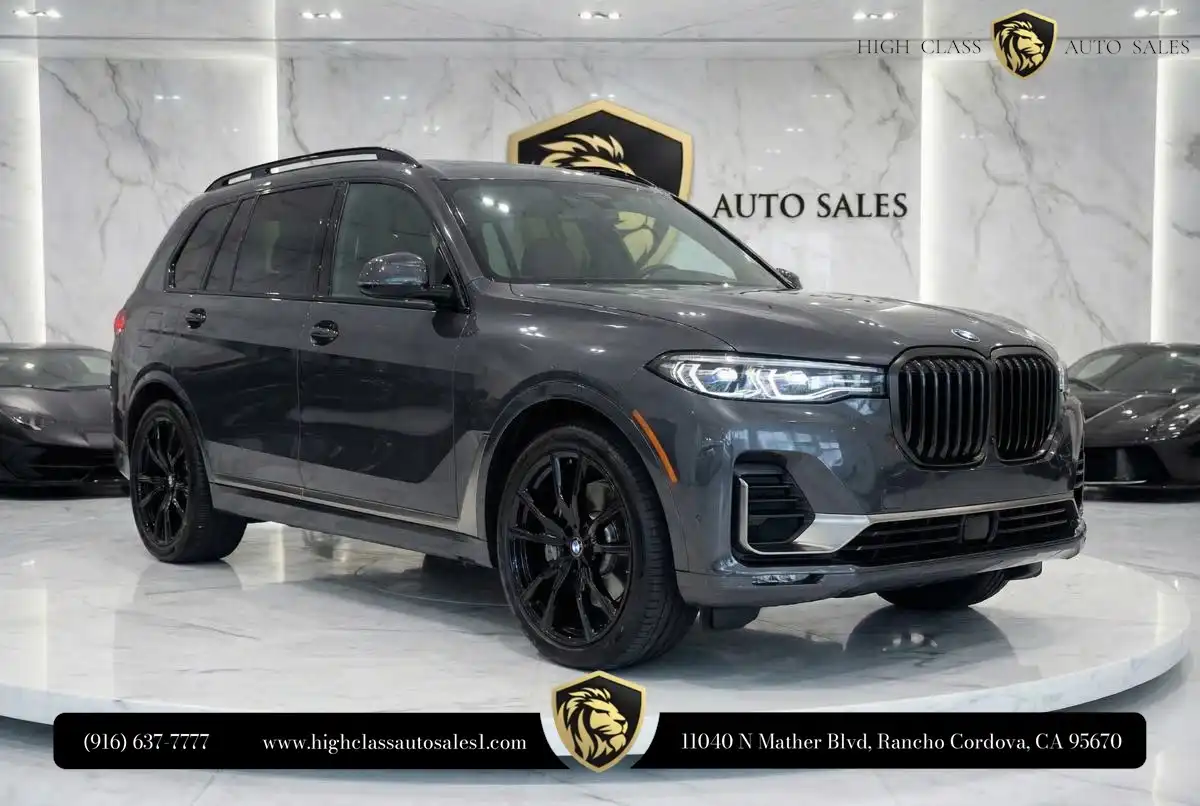 2020 BMW X7 xDrive40i's photo