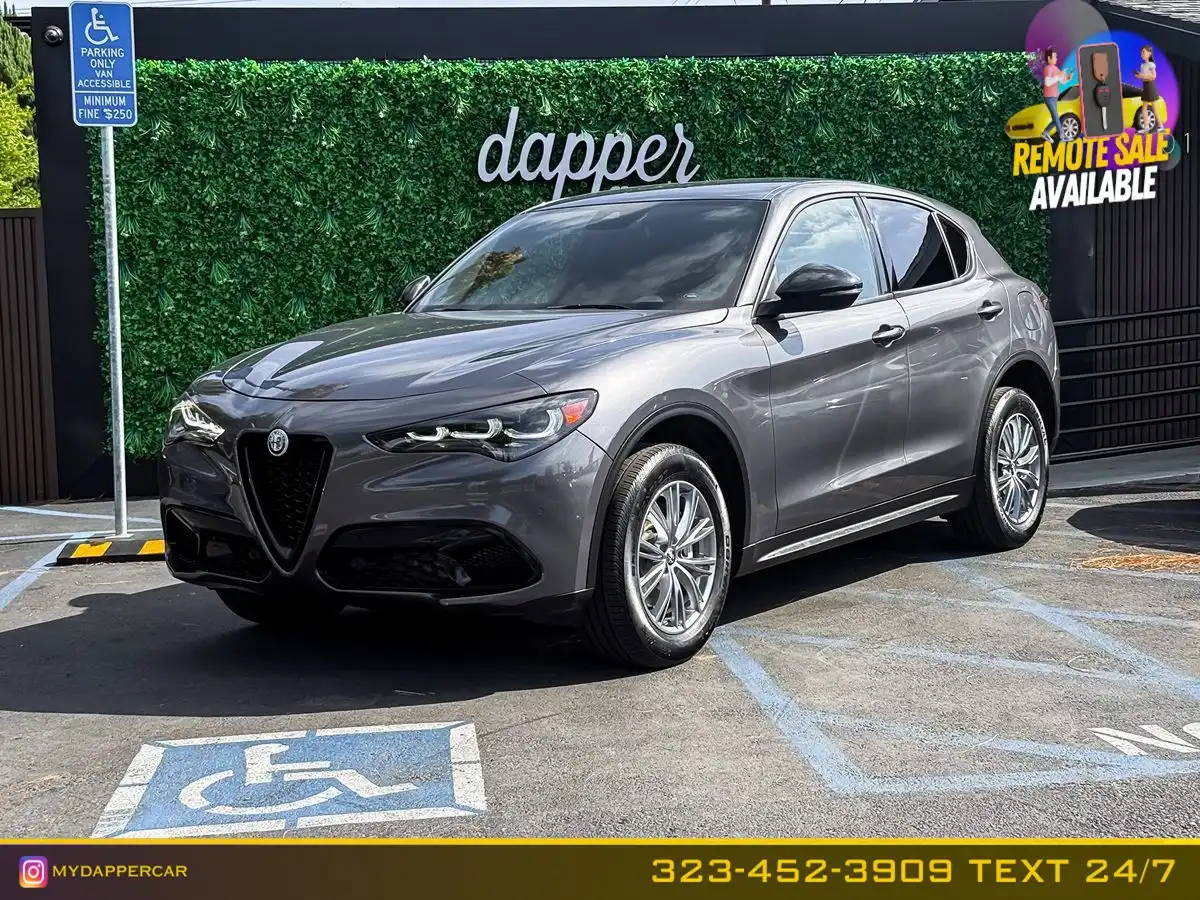 2024 Alfa Romeo Stelvio Sprint RWD's photo
