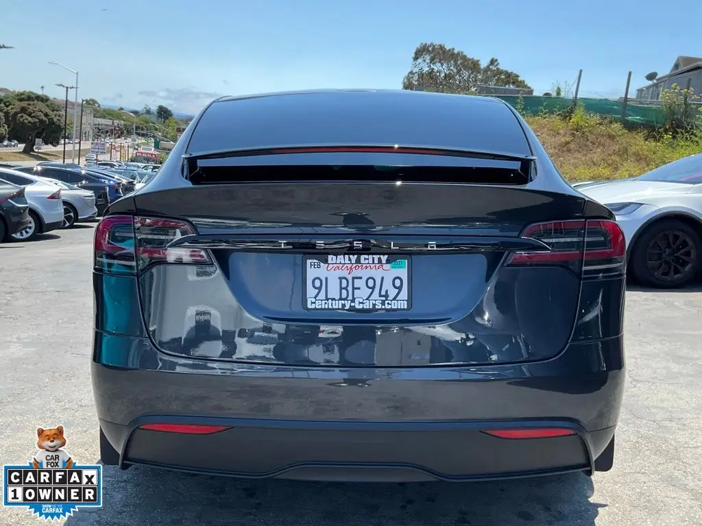 2024 Tesla Model X Long Range photo 4
