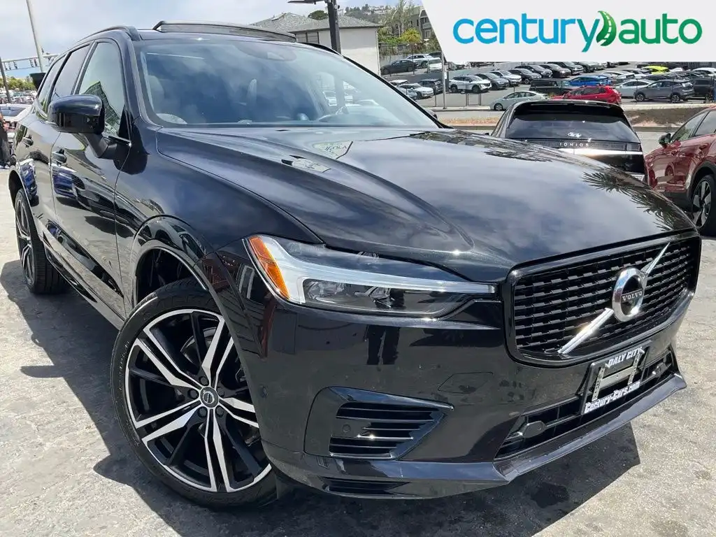 2021 Volvo XC60 T8 Recharge R-Design PHEV AWD's photo
