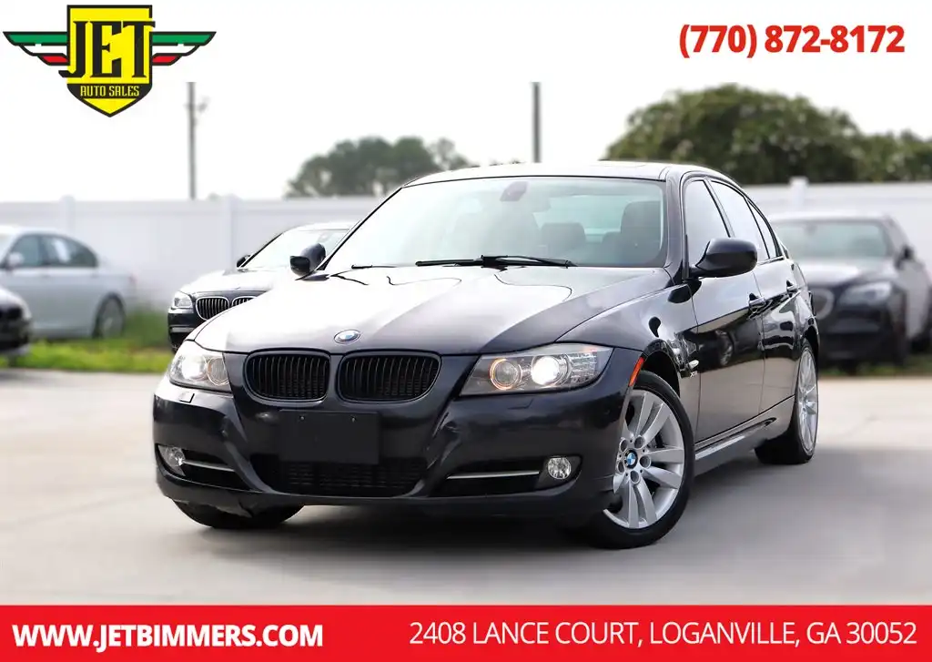 2011 BMW 3 Series 335i xDrive Sedan's photo
