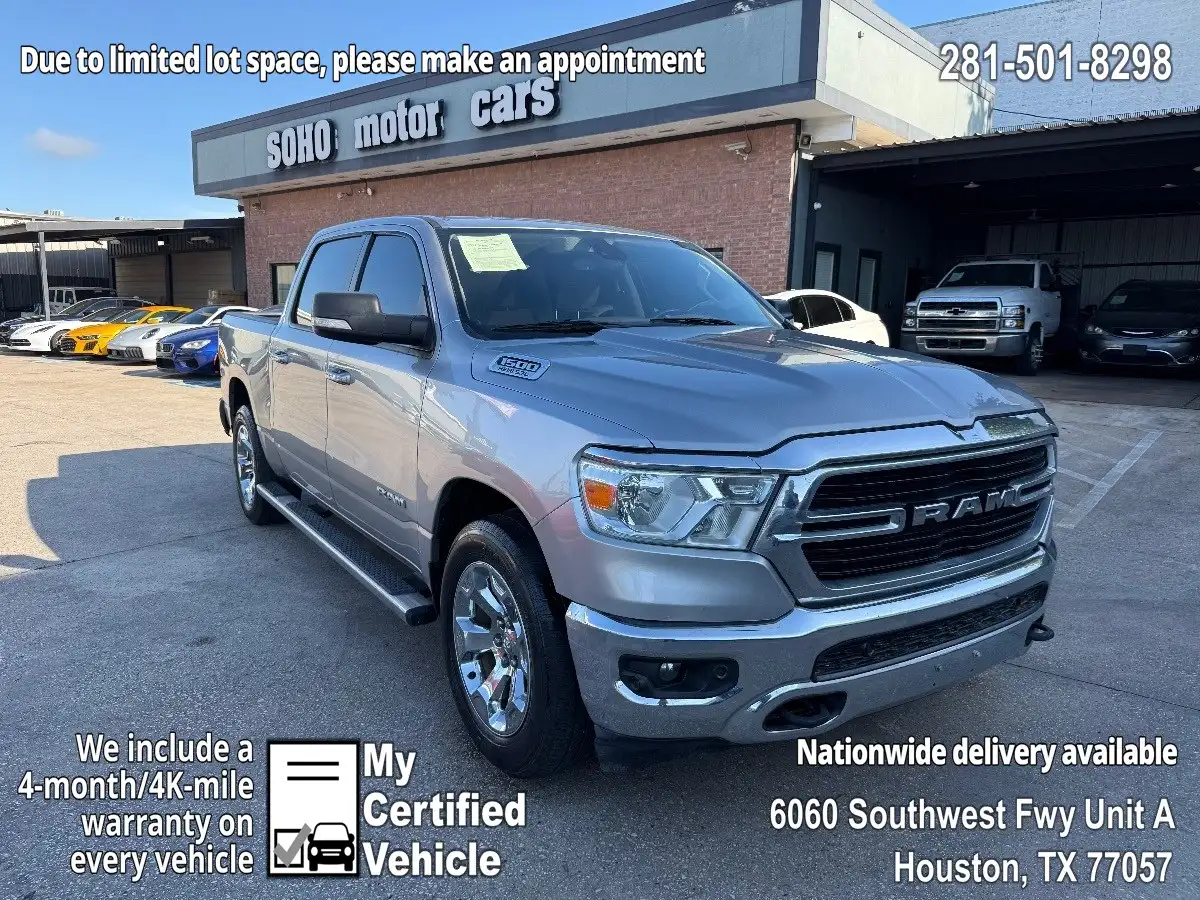 2020 RAM 1500 Big Horn/Lone Star 4x4 Crew Cab 5'7's photo