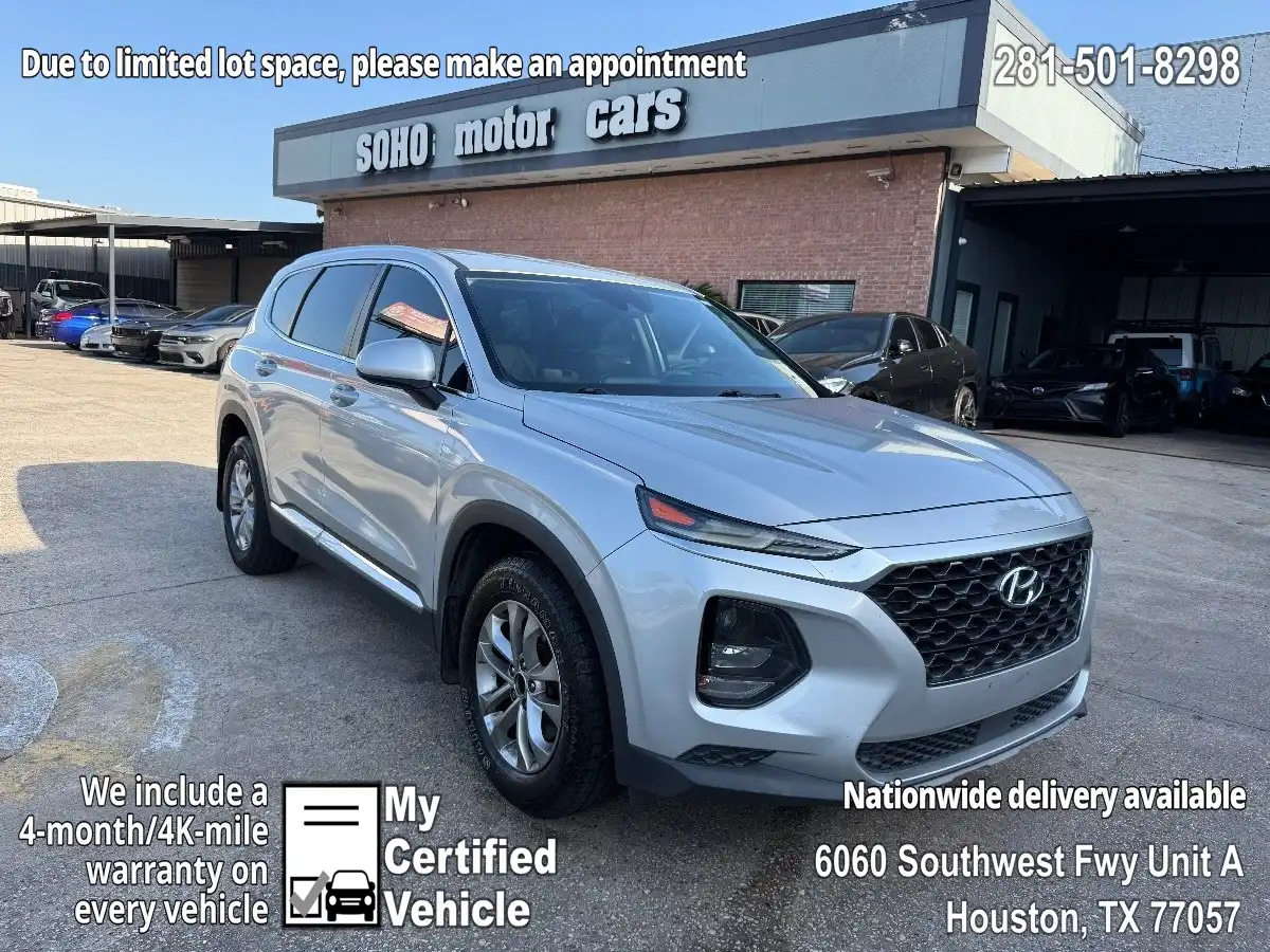 2020 Hyundai Santa Fe SE 2.4's photo