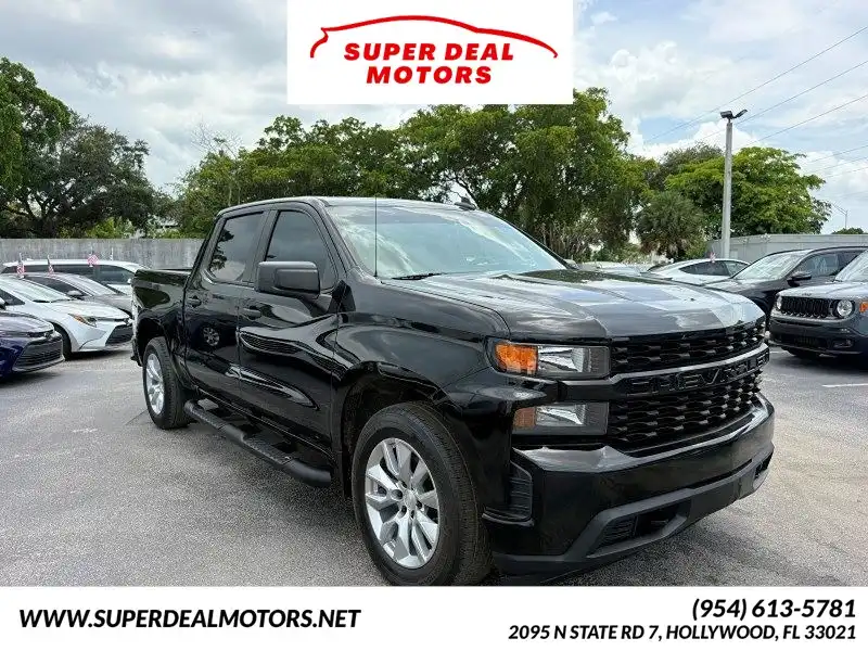 2020 Chevrolet Silverado 1500 Custom Crew Cab Short Box's photo