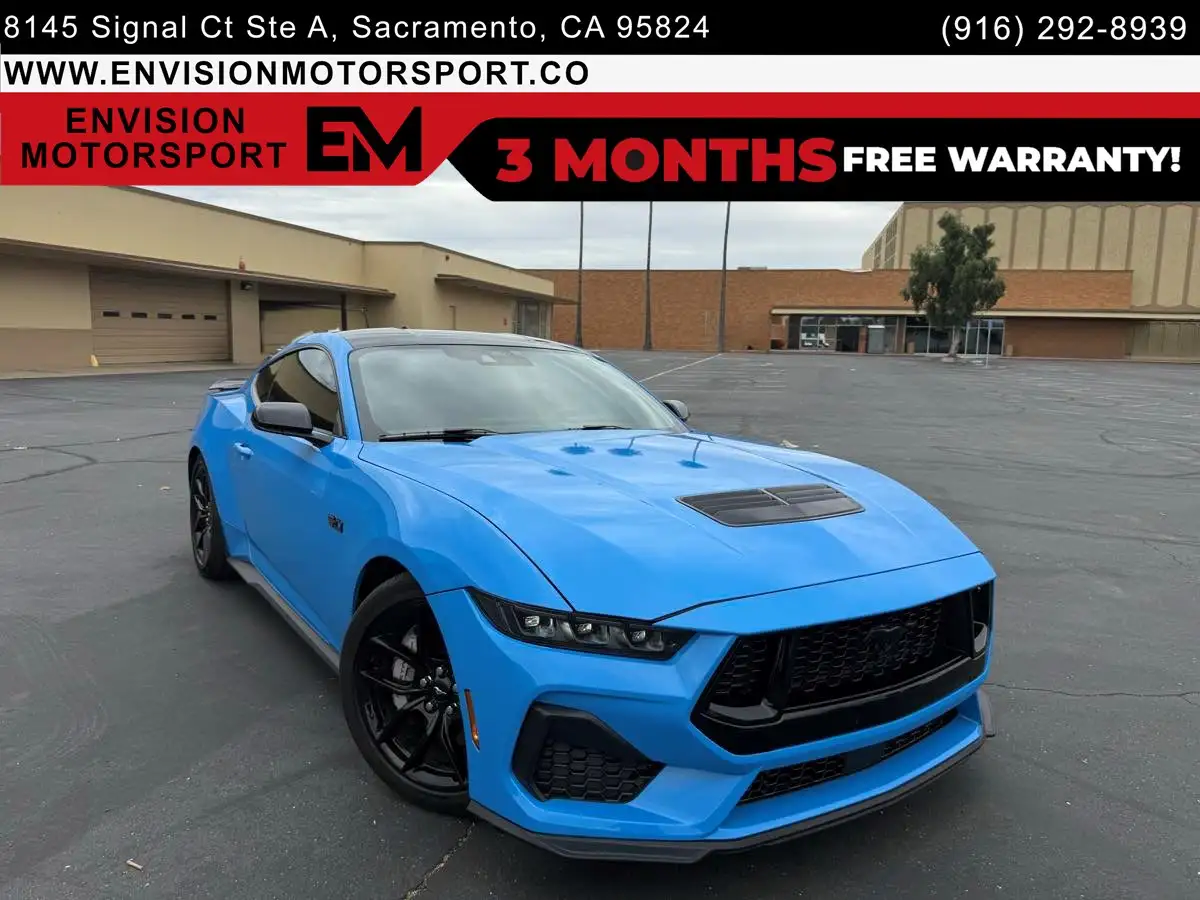 2025 Ford Mustang GT Fastback's photo