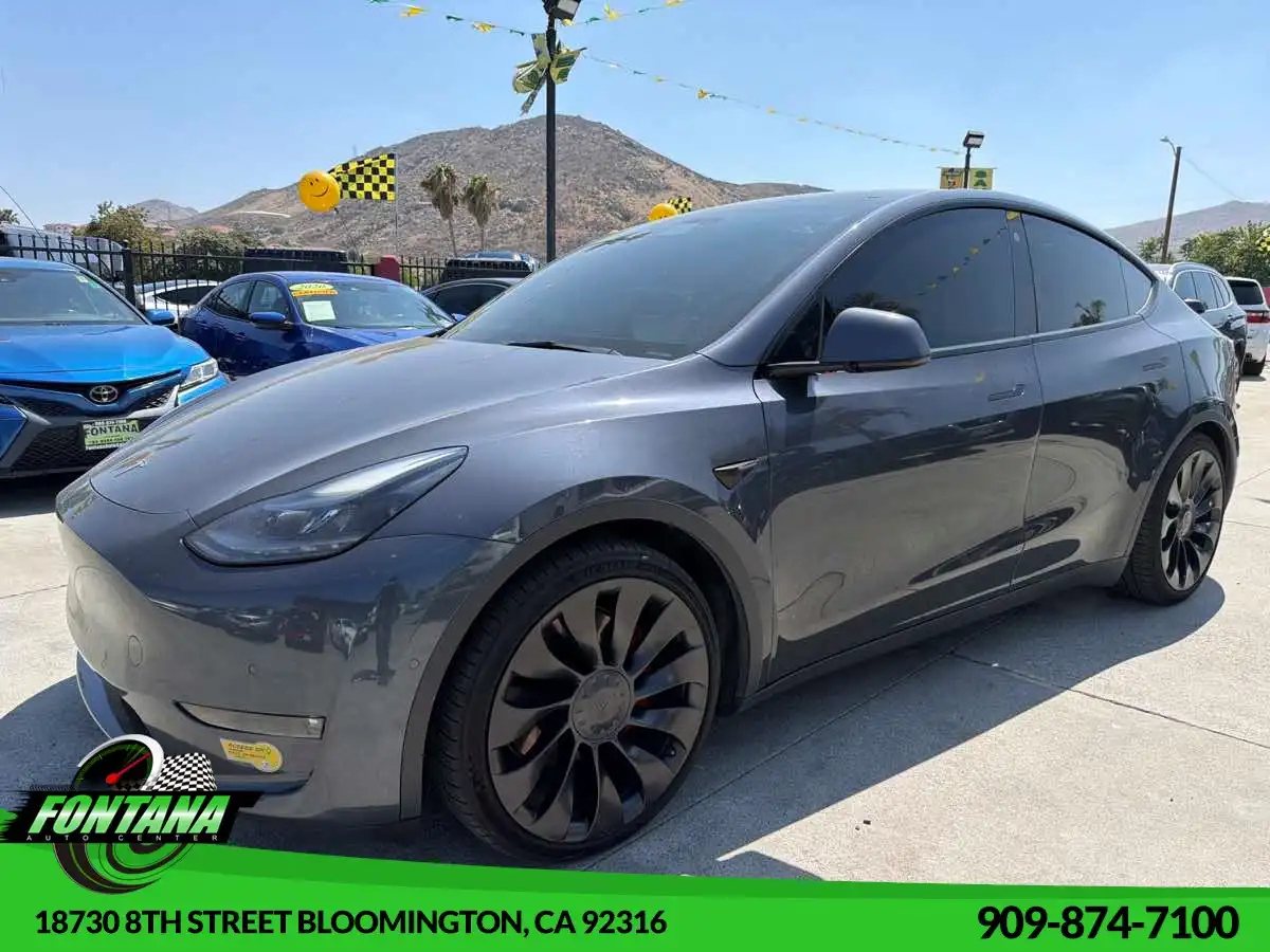 2022 Tesla Model Y Performance Dual Motor All-Wheel Drive's photo