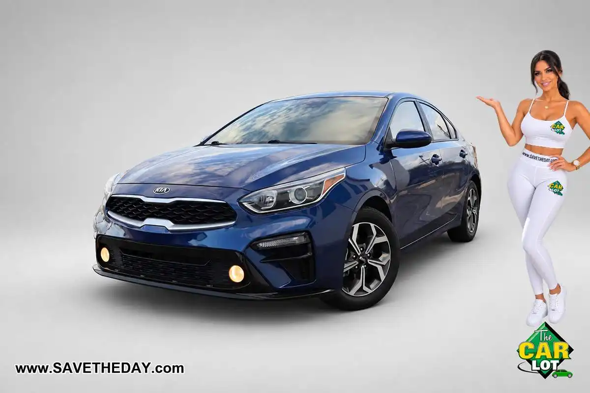 2021 Kia Forte LXS Auto's photo