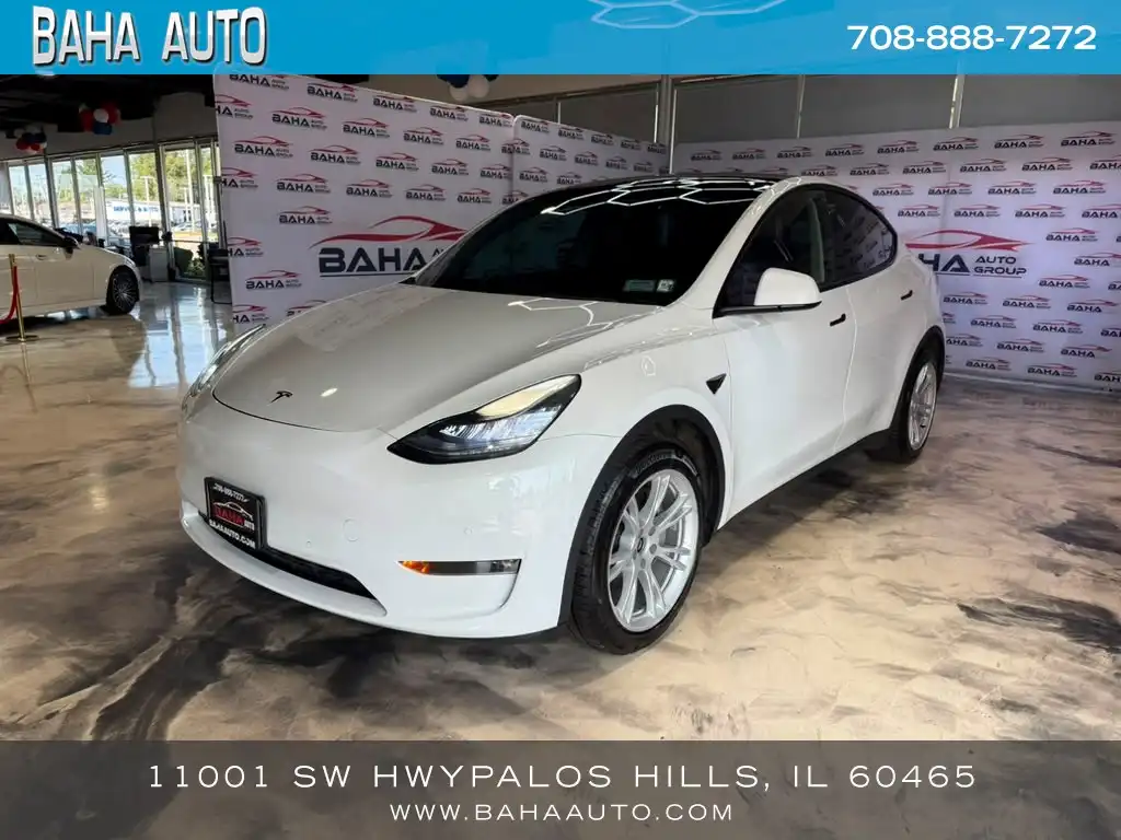 2022 Tesla Model Y Long Range Dual Motor All-Wheel Drive's photo