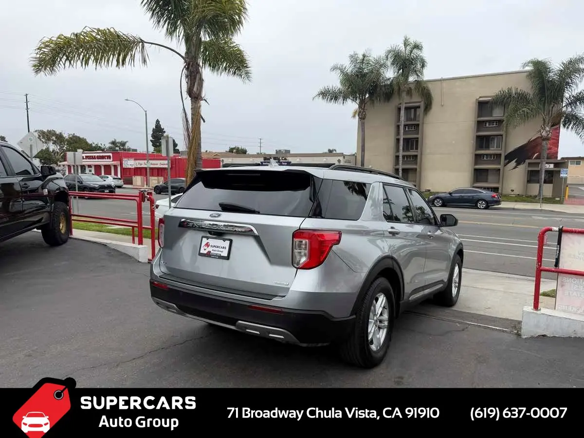 2020 Ford Explorer XLT RWD photo 4