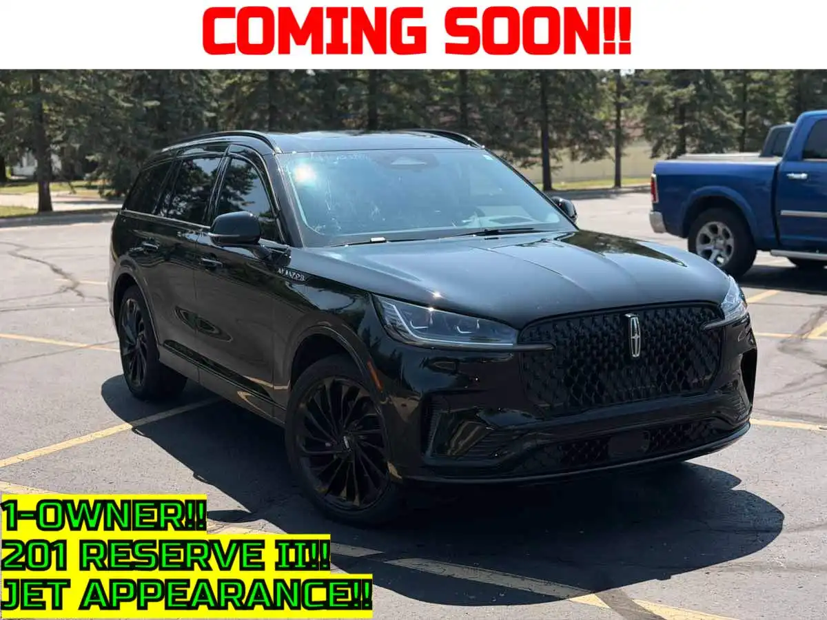 2026 Lincoln Aviator Reserve AWD's photo