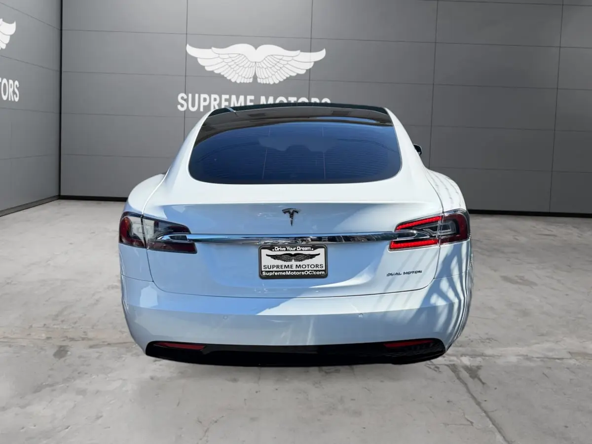 2021 Tesla Model S Long Range Plus photo 4