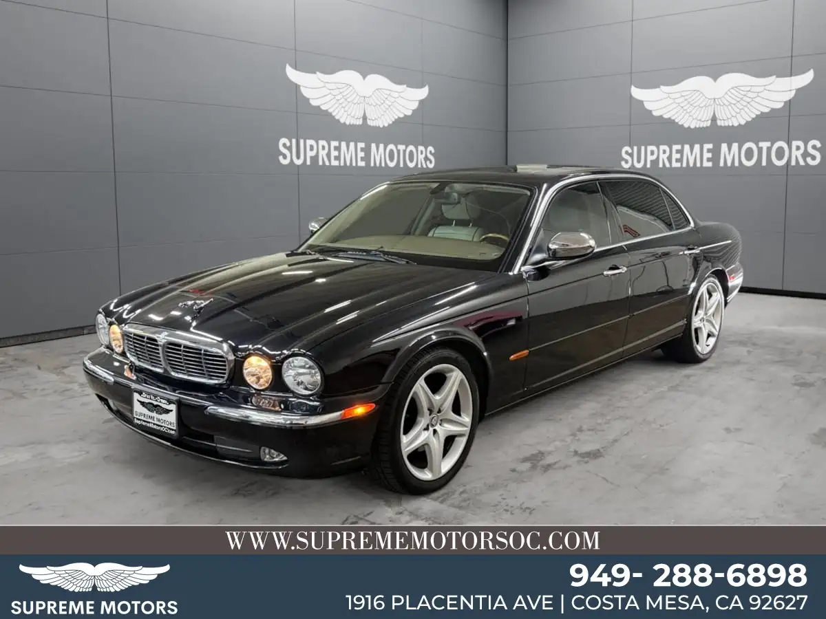2005 Jaguar XJ Vanden Plas's photo